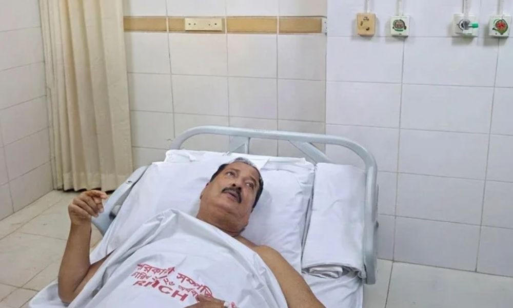 উন্নত চিকিৎসার জন্য ঢাকায় নেওয়া হলো ভূমিমন্ত্রী মিজানুর রহমান মিনুকে