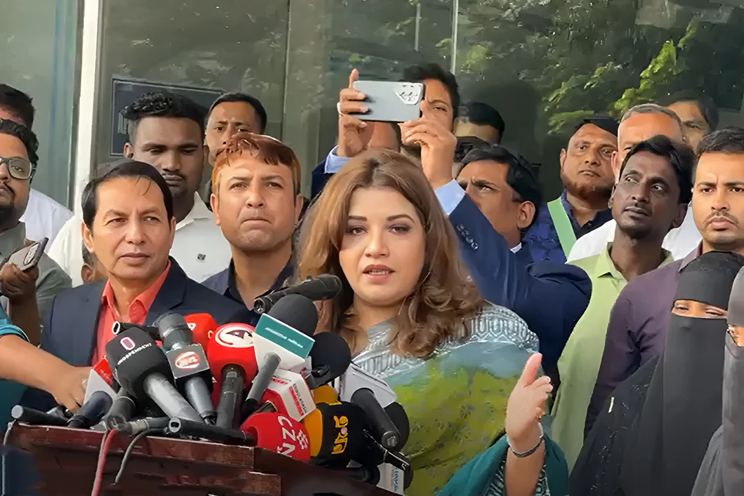 সৌদিতে নিহত শাহেদের মরদেহ দেশে পৌঁছেছে, গ্রহণ করলেন শামা ওবায়েদ