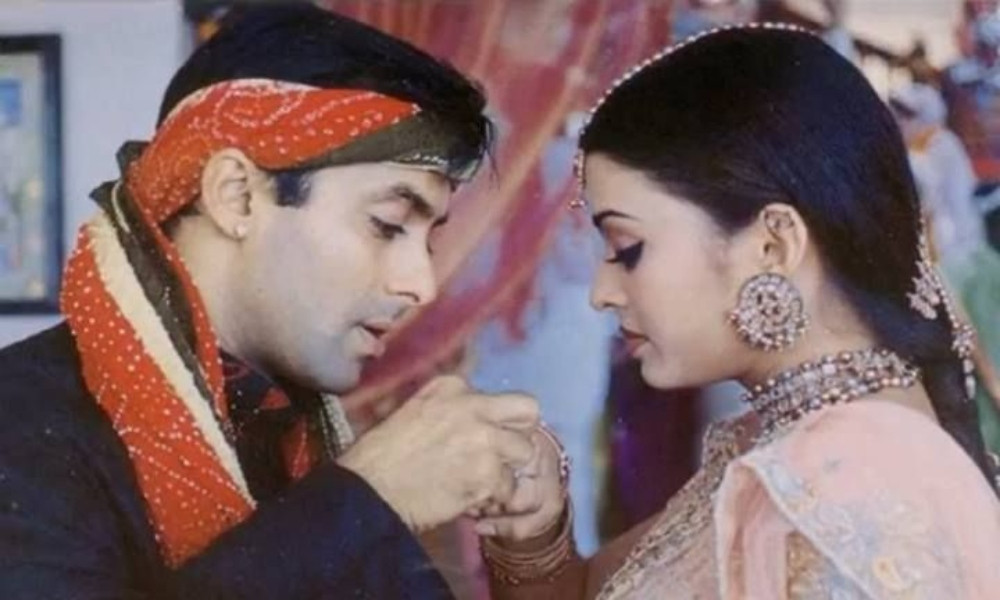 ঐশ্বরিয়ার হাত ছোঁয়ায় সালমানকে বকেছিলেন বানসালি, জানালেন স্মিতা