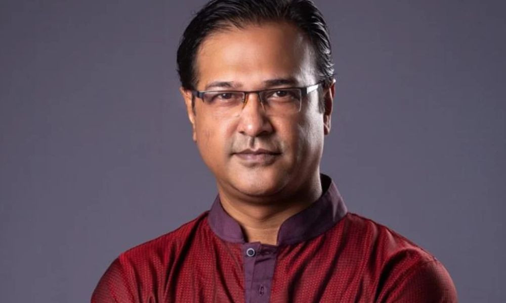 সংগীতশিল্পী আসিফের গাড়িতে দুর্বৃত্তের গুলি