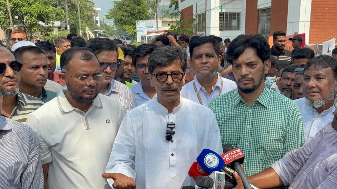 দেশের প্রতিটি এলাকায় পরিচ্ছন্নতা অভিযান চালাবে সরকার: কৃষিমন্ত্রী