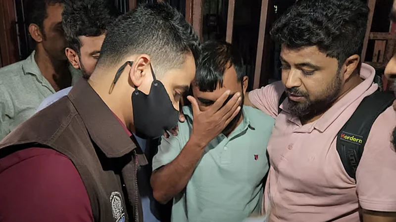 কক্সবাজারে আগুনে পুড়ে যাওয়া ১০ মরদেহ হিমঘরে, ডিএনএ পরীক্ষার পর হস্তান্তর হবে মরদেহ