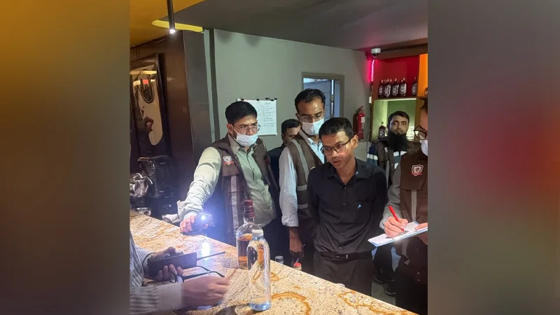 গুলশানের কিংফিশারে এনবিআরের অভিযান, জব্দ বিপুল অ্যালকোহল
