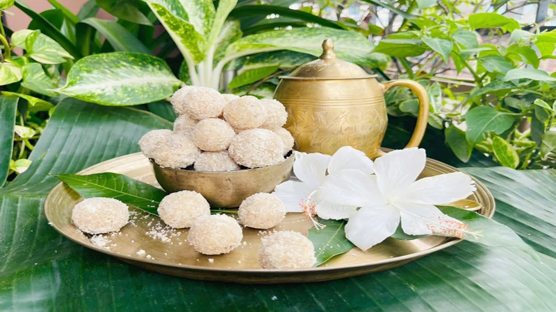 দুর্গাপূজার বিশেষ রেসিপি: নারকেলের নাড়ু তৈরির সহজ পদ্ধতি